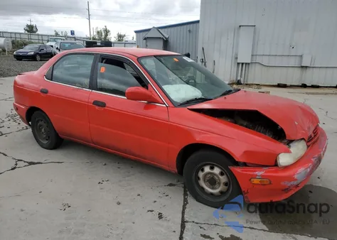 1997 Suzuki Esteem Gl из США, поврежденный, VIN JS2GB31S1V5104992